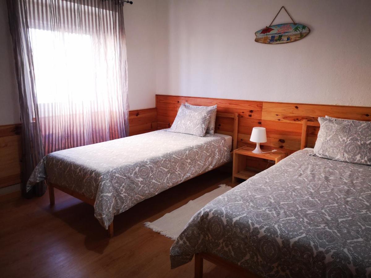 Family Surf Home - Casas Do Pateo Ribamar  Eksteriør billede